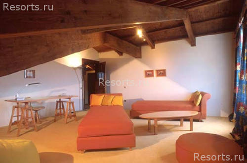 Louis Villa Regency 7
